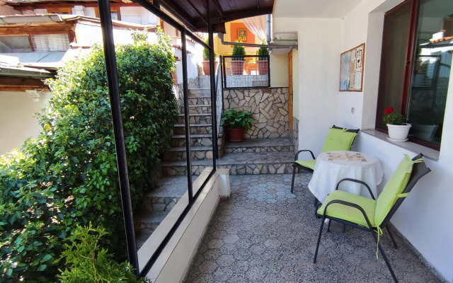 Къща Чолаков и син - стаи за гости