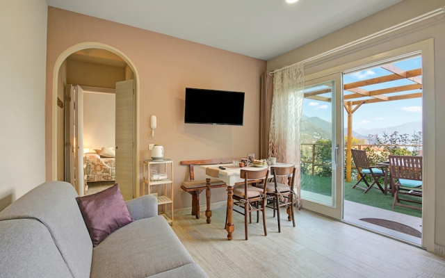 Sole Priscilla House- Terrace & parking