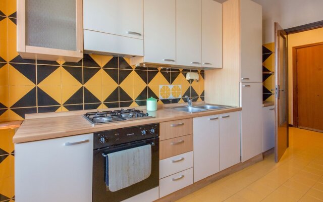 Lovely Holiday Home in Catania near Sea