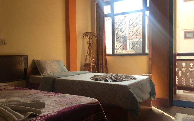 Hotel Yala Peak