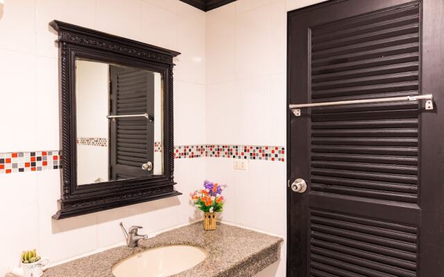 SOHO Rooms Patong