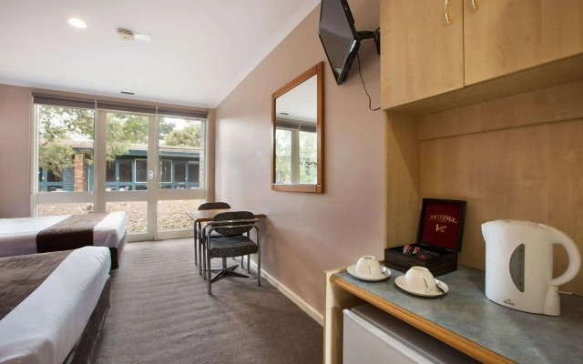 Burvale Hotel