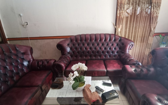 SPOT ON 93376 Roemah Ambarrukma 185 Syariah