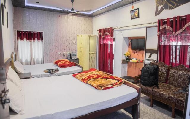 Kanha Paying Guest House