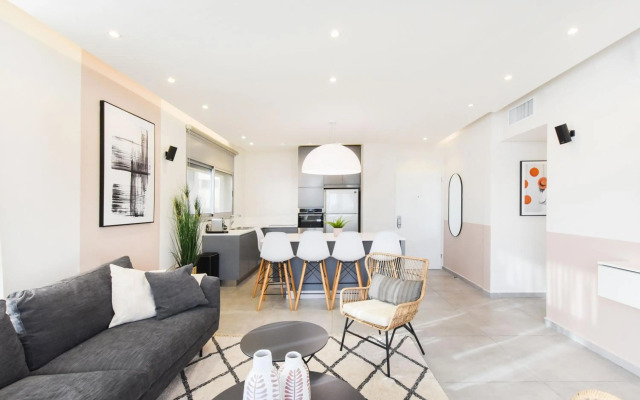 Pleasant 3BR in Carmelit 9 by HolyGuest