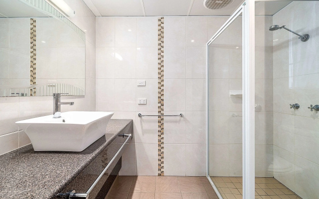 Comfort Inn Heritage Wagga (ex. Econo Lodge Heritage Inn Wagga) – Bathroom – Wagga Wagga