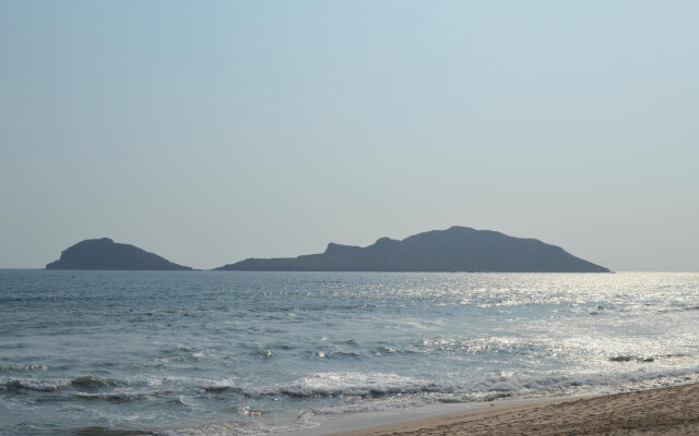 Coral Island Hotel