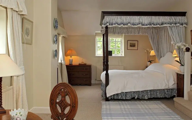 Aintree Cottage