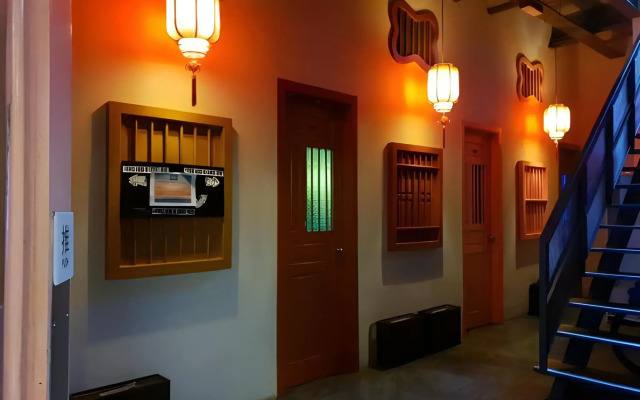 Travel Hub Hightstreet