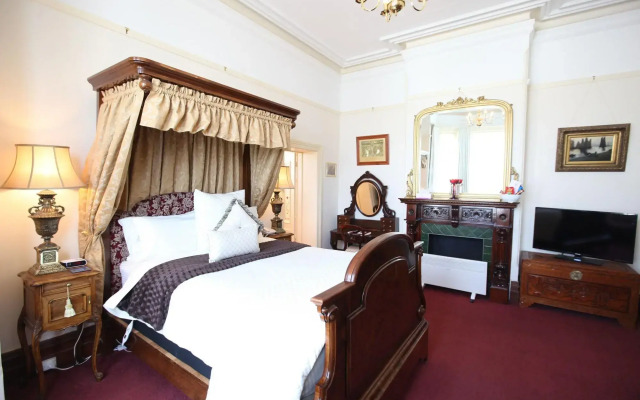 The Grand On Macfie