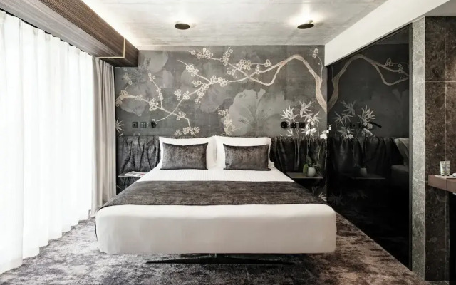 Fitch Hotel