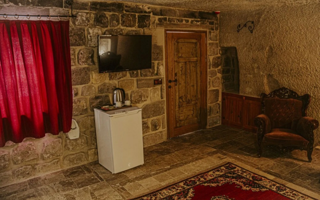 Ottoman Cave Junior