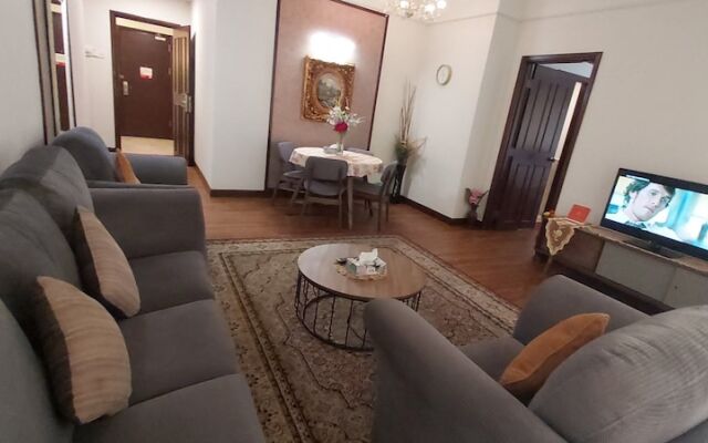 Times Square by Rihanna Service Suite