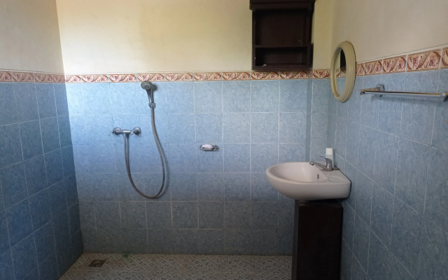 Hotel Mawar Sari RedPartner