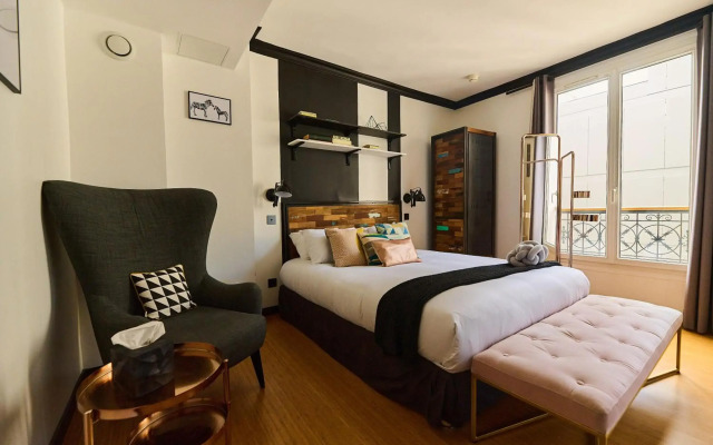 Madrigal hotel