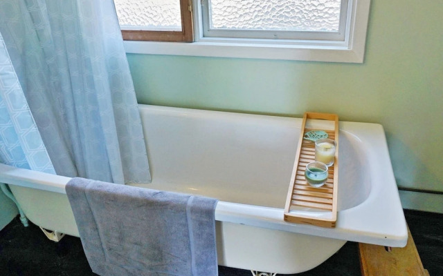 6 Person Holiday Home in Djurhamn-by Traum