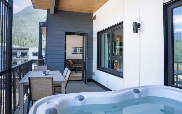 North Bowl Nook by Revelstoke Vacations