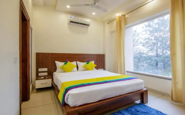 Itsy Hotels GM Residency