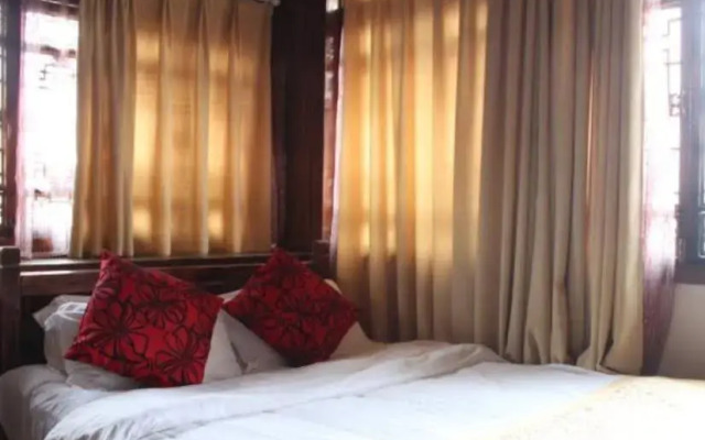 Lijiang Romantic Life Inn