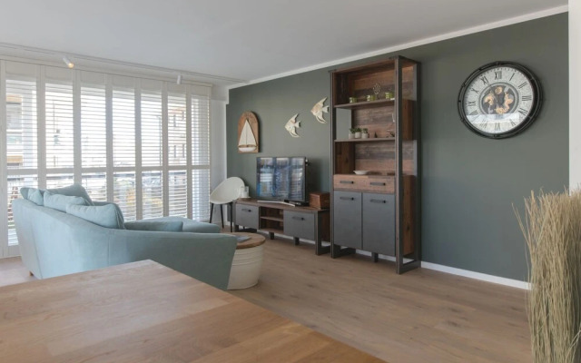 Charlie De Haan in De Haan