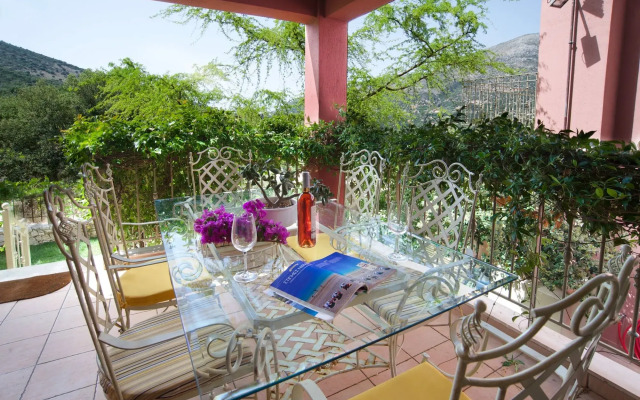 Stamoulis Villas