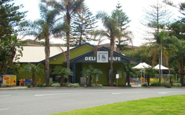 Discovery Parks - West Beach Parks