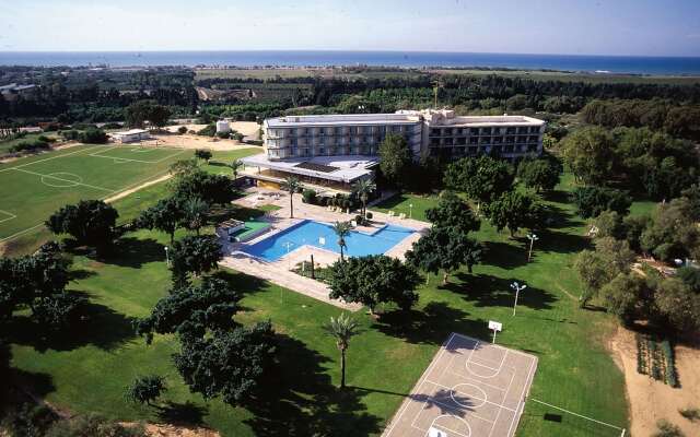 Dan  Caesarea Resort