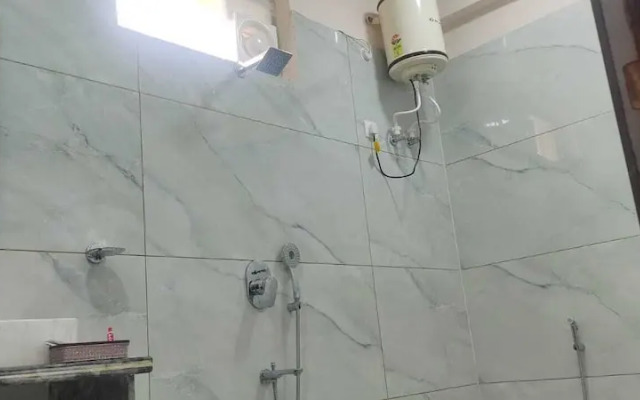 Hotel Necklace Moon Restaurants