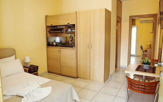 Golden Deer Apartments