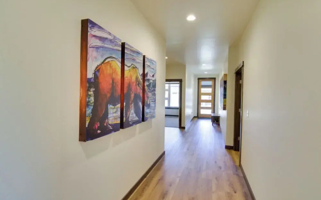 Pet-friendly Bozeman Home ~ 7 Mi to Downtown!