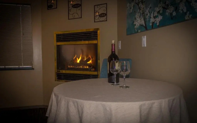 POSTMARC Hotel and Spa Suites