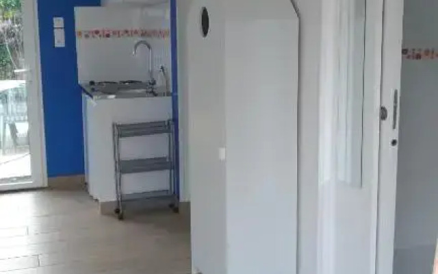 Studio Independant Neuf Proche Mer (Adults Only)