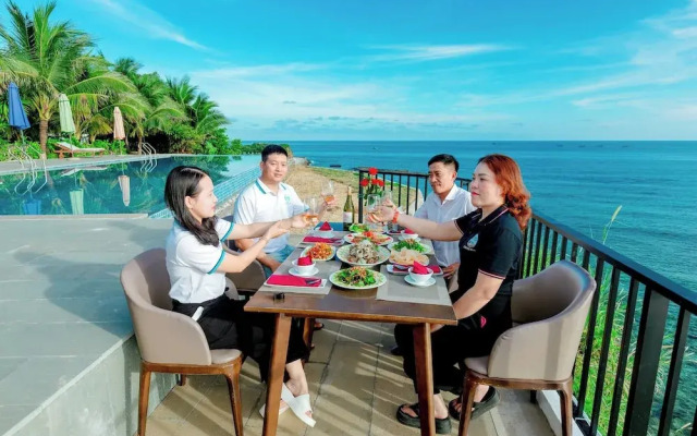 Ly Son Pearl Island Hotel & Resort