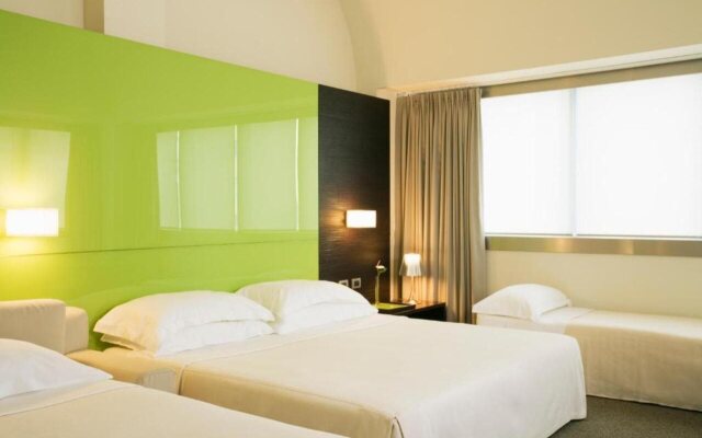 UNA HOTELS T Hotel Cagliari