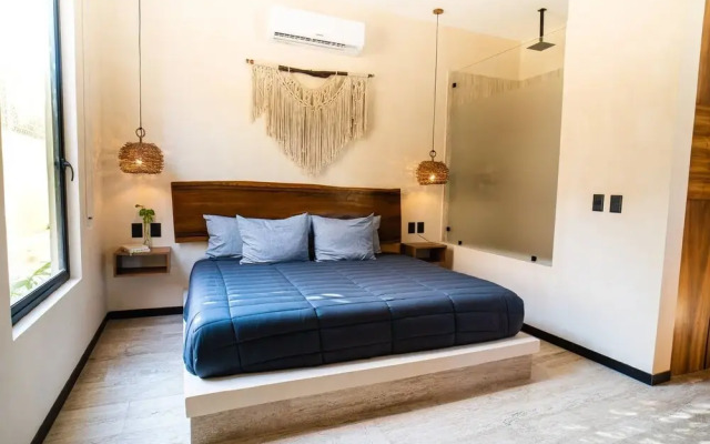 Studio Apt, Great Location, Amazing Rooftop Pool