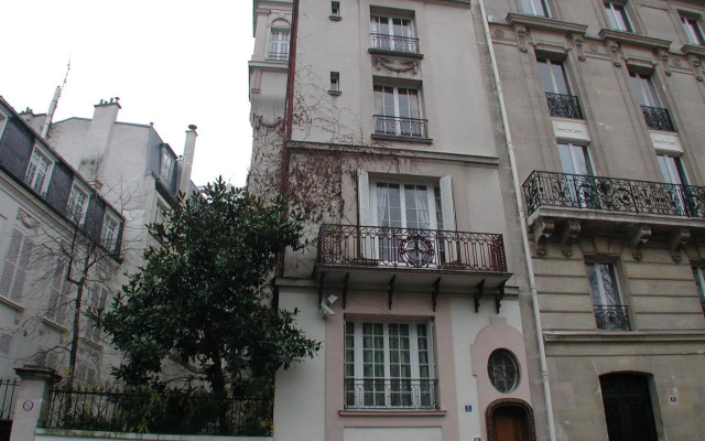 Mithouard Apartment