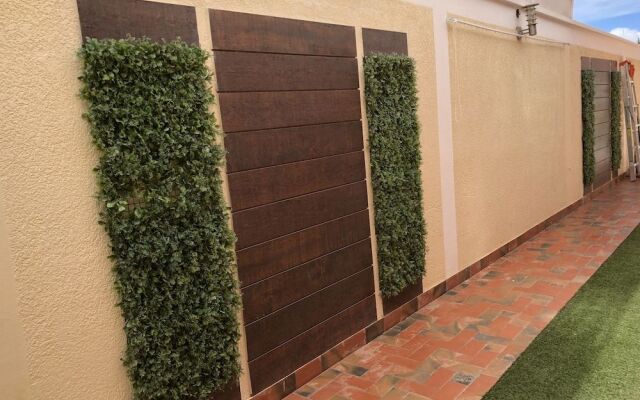 Aparthotel La Colonia