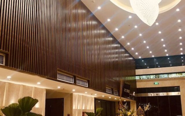 Halong Hideaway Hotel