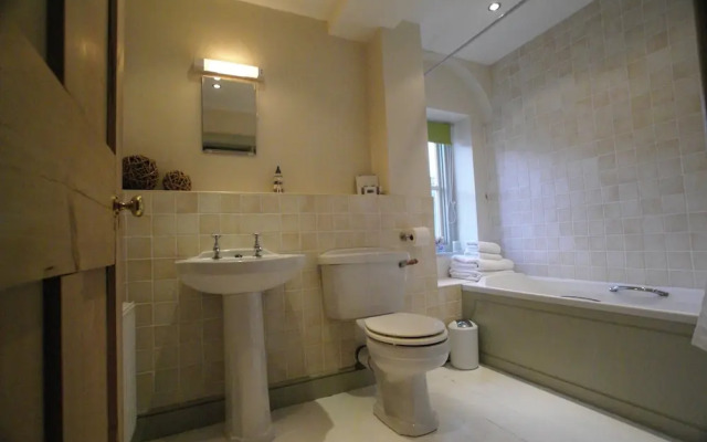 Barton House B&B