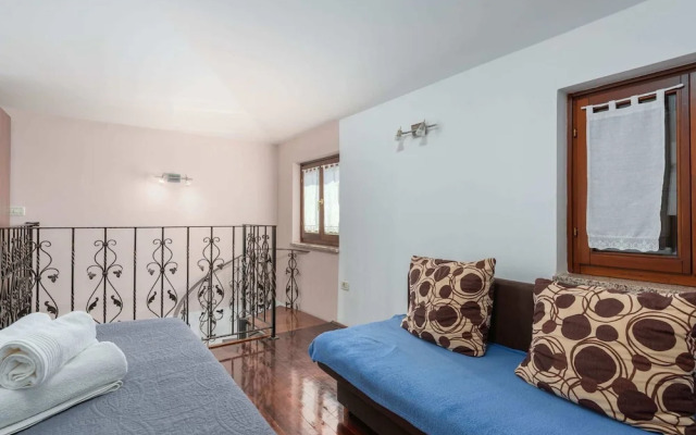 Holiday House in Novigrad With Pool