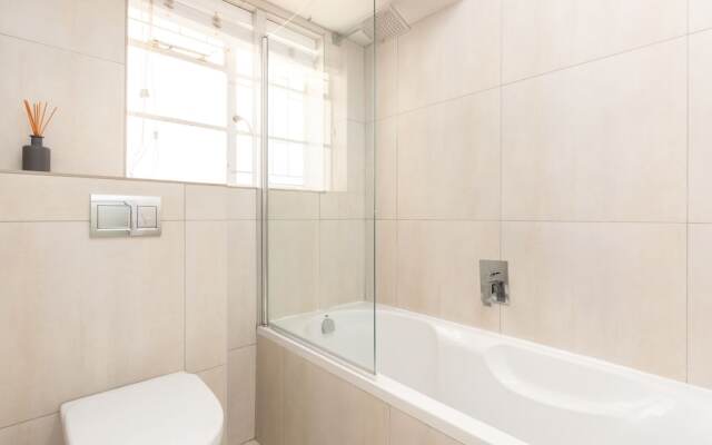 Portswood Mews 11 by CTHA