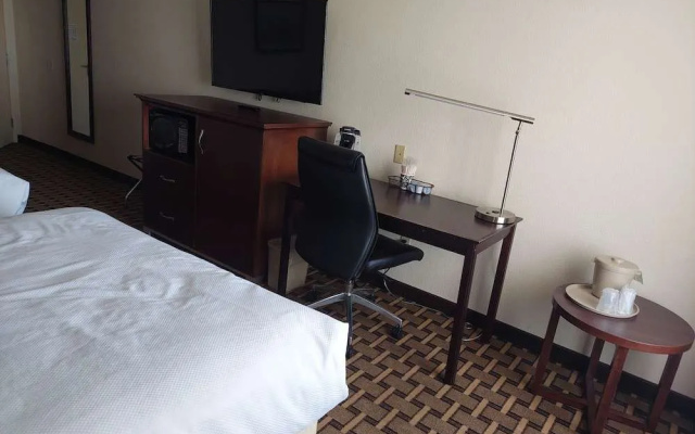 Sonesta Essential Hotels Overland Park