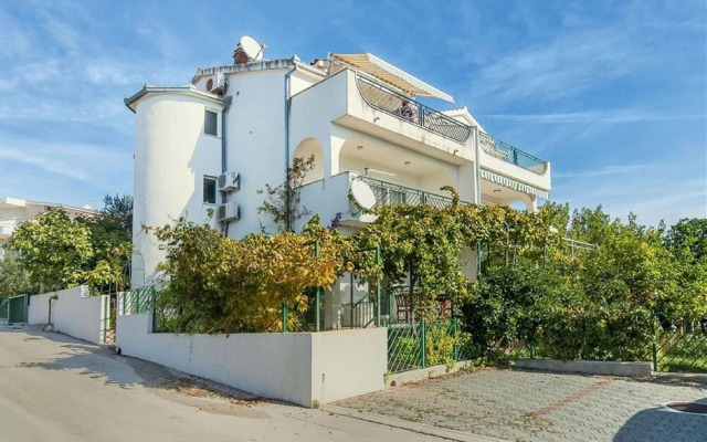 Heliodor - With Parking - A1