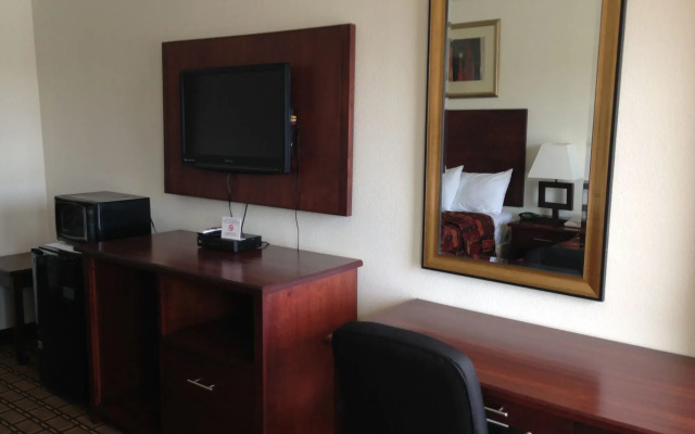 America Inn & Suites