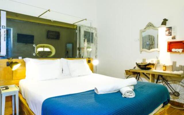 Lovin Book Guesthouse
