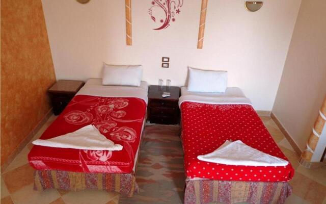 Nile Valley Hotel & Restaurant