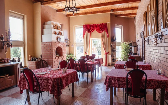 Замок (Астраханская обл)