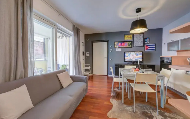 Suite 22
