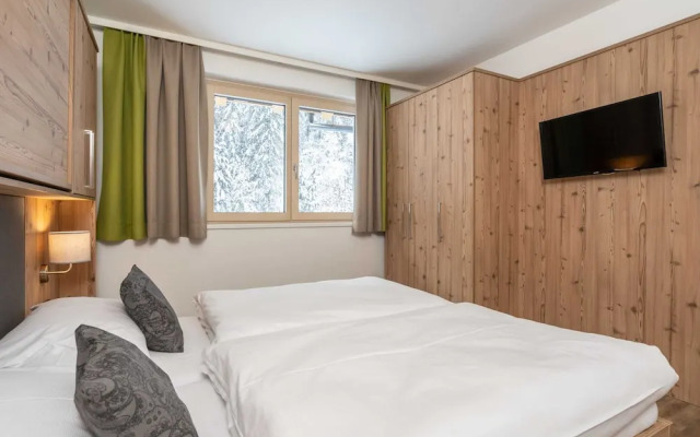 Chalet With Sauna and Jokercard in Summer
