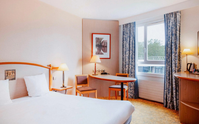 Mercure Nevers Pont de Loire